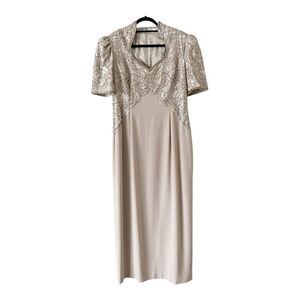 Macis Womens Sweetheart Neckline Beige Beaded Formal Maxi Dress Size 16
